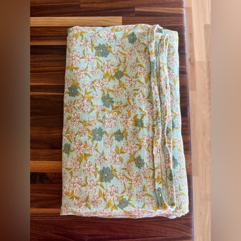 Milkbarn Bamboo Cotton Green and Cream Floral Baby Blanket/Swaddle